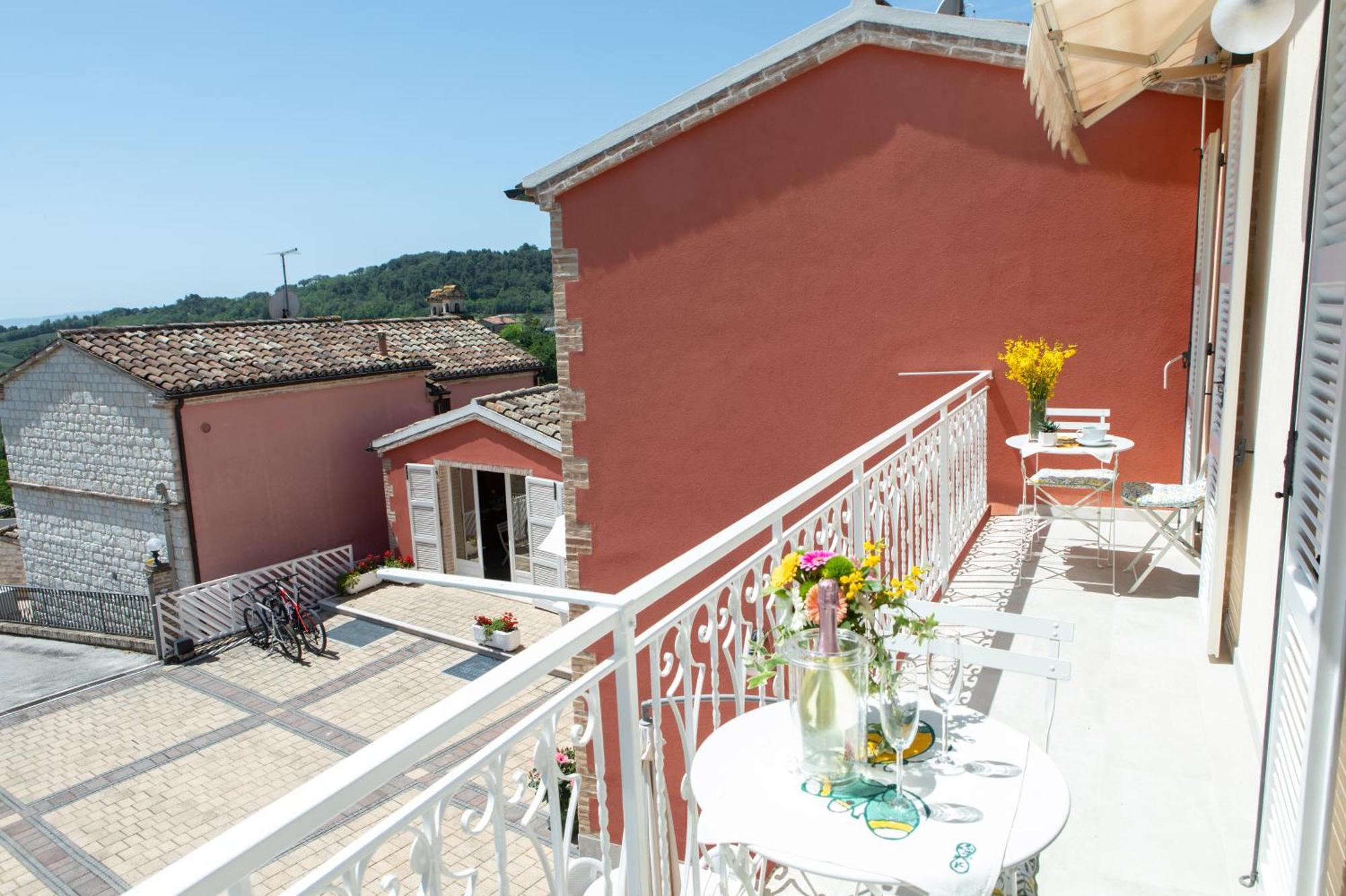 Fonte D'Olio Conero Relais Bed & Breakfast Sirolo Bilik gambar